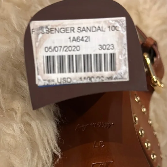 Louis Vuitton Passenger Sandals Sz 37/6.5 - Picture 2 of 13